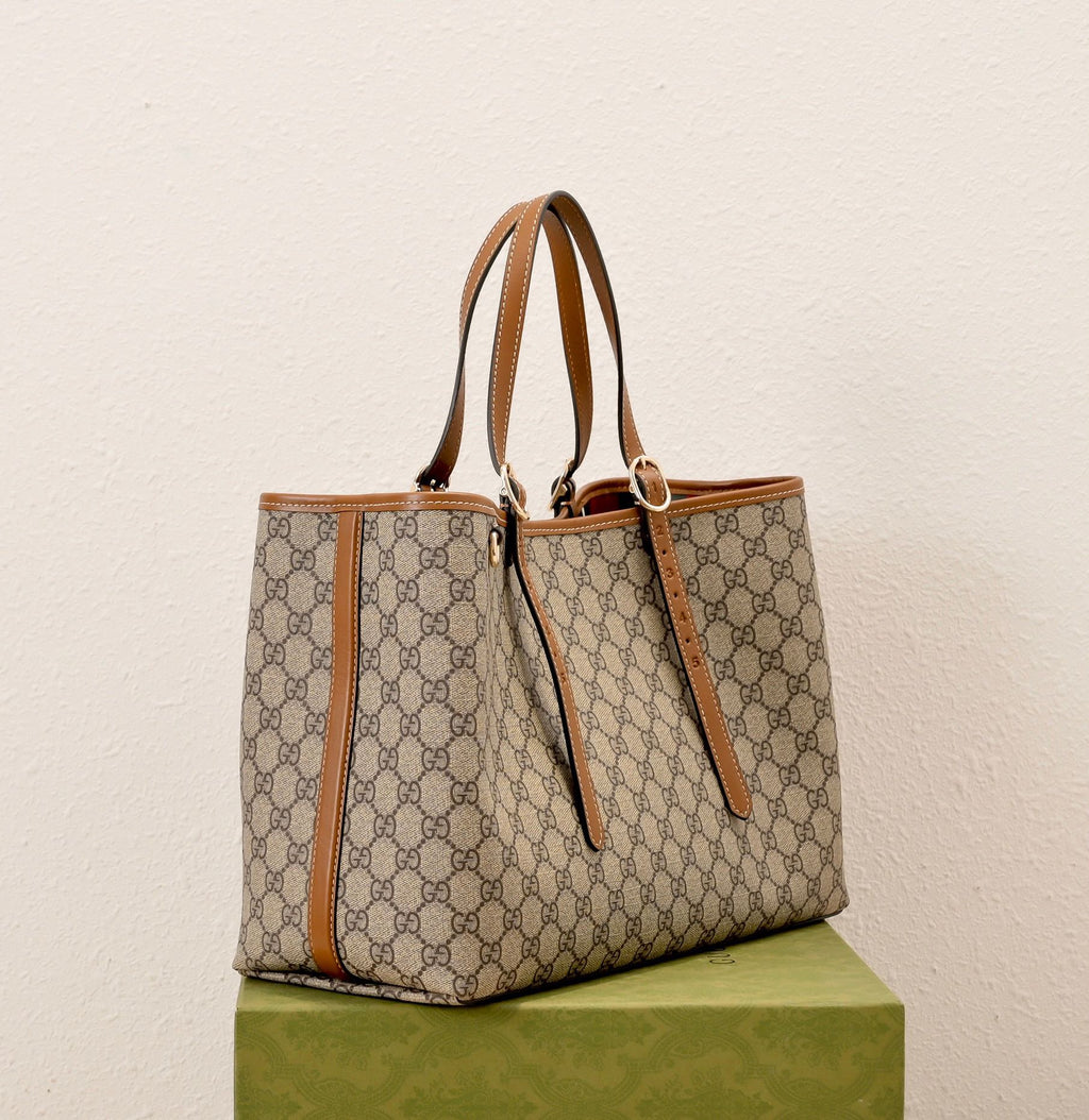 Gucci Emblem Medium Tote Bag