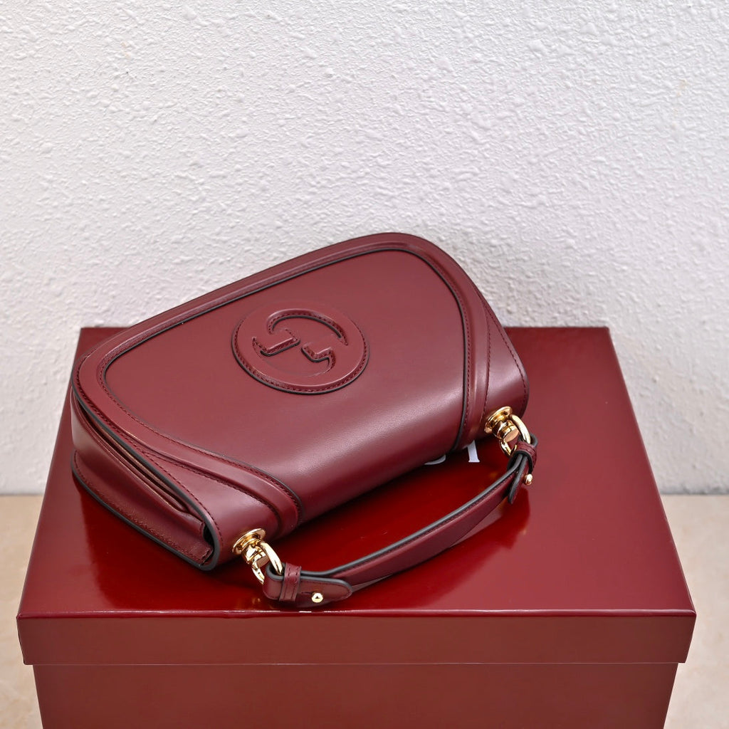 Gucci GG Emblem Mini Tote Bag – 855491