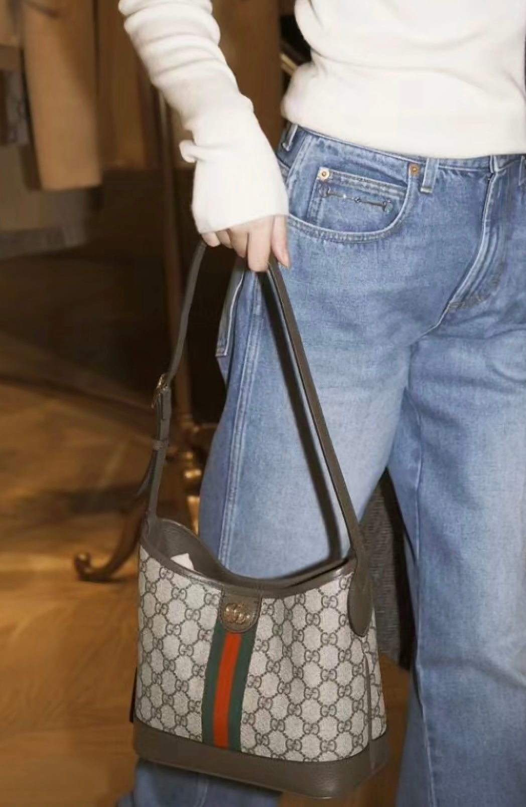 Gucci Ophidia GG Supreme Bucket Bag – 781402