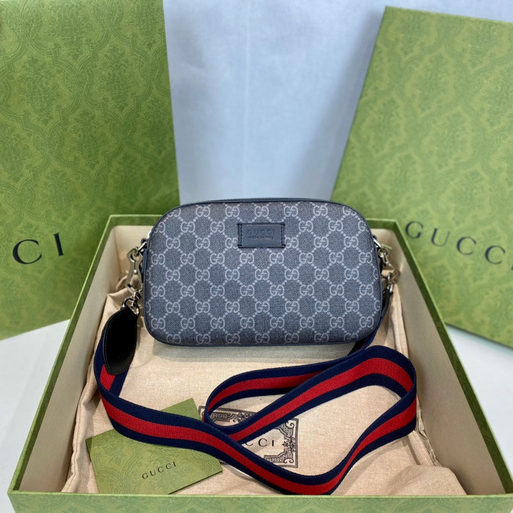 Gucci GG Black Camera Bag – 574886
