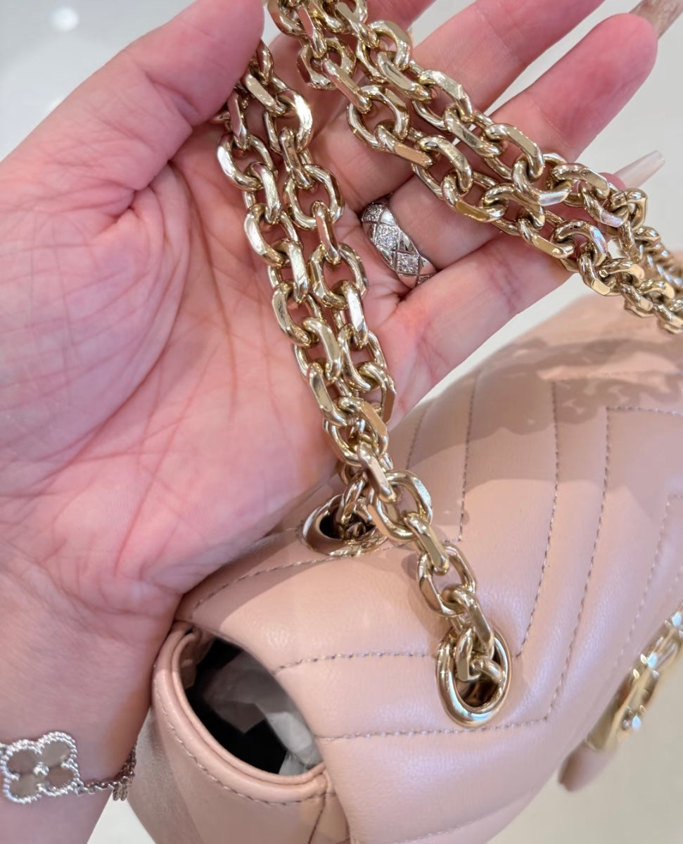 Gucci GG Marmont 2.0 Small Shoulder Bag – 837267