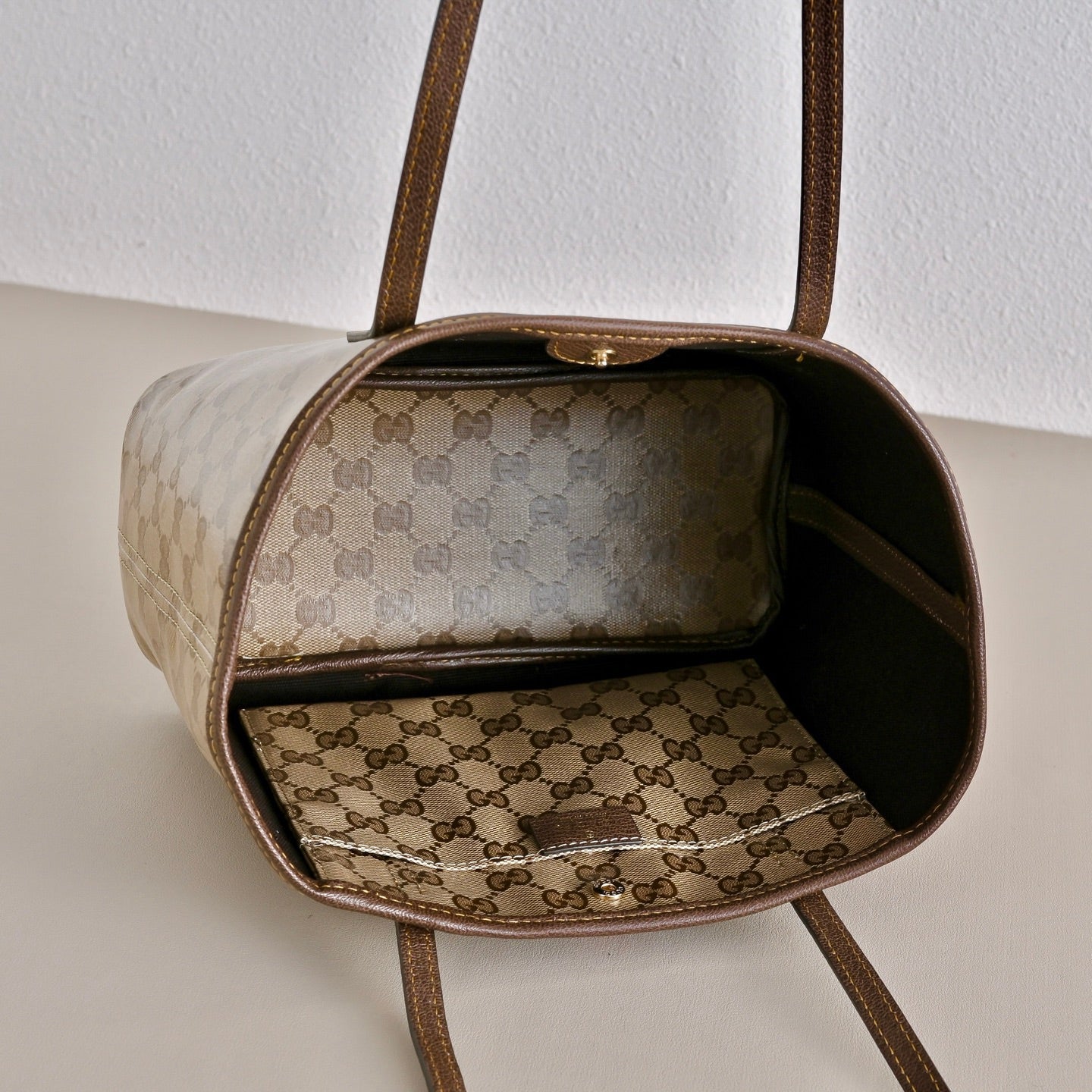 Gucci GG Tribeca Small Tote Bag – 875236