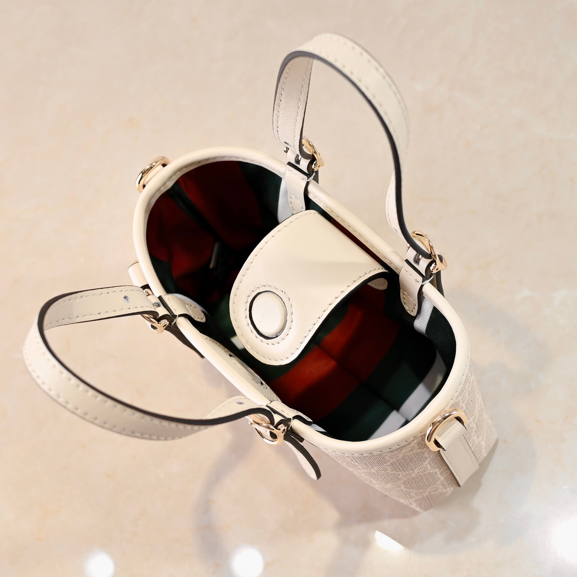Gucci GG Emblem Mini Tote Bag – 855491