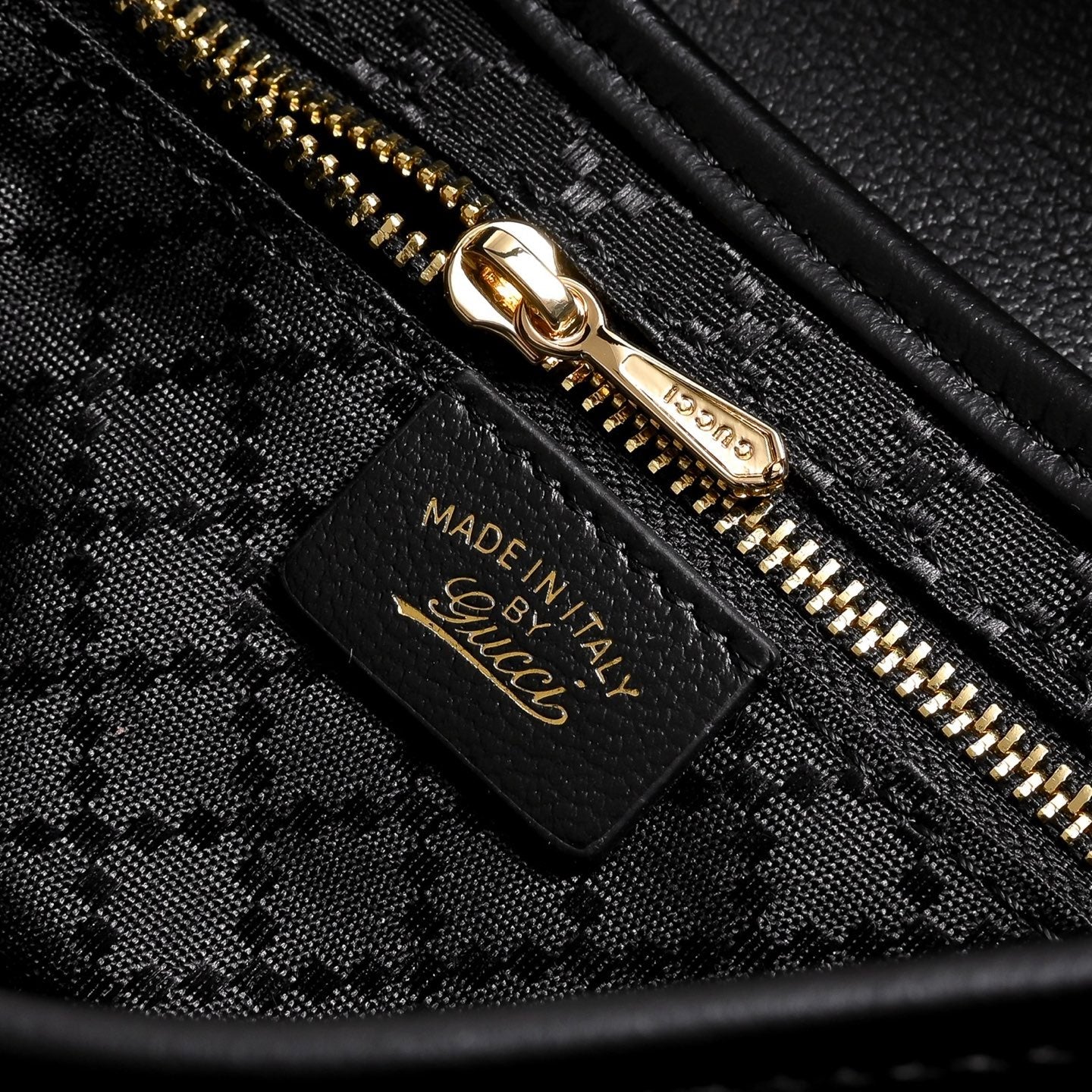 Gucci Jackie Mini Shoulder Bag – 867156