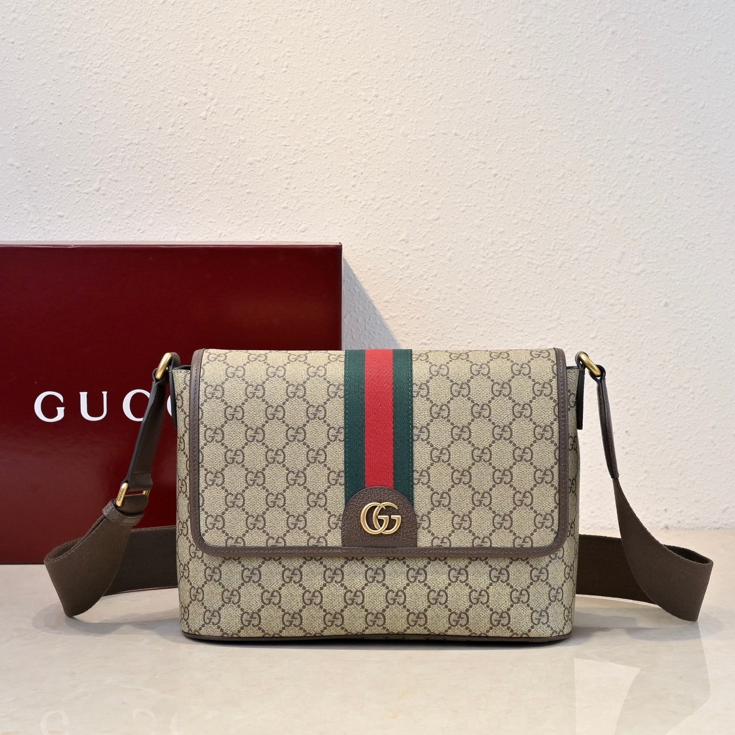 Gucci Ophidia Medium Messenger Bag – 834467