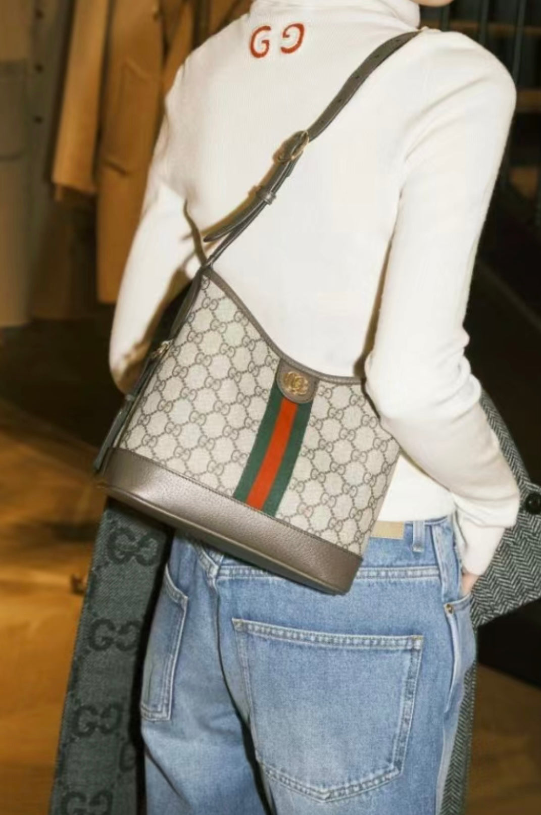 Gucci Ophidia GG Supreme Bucket Bag – 781402