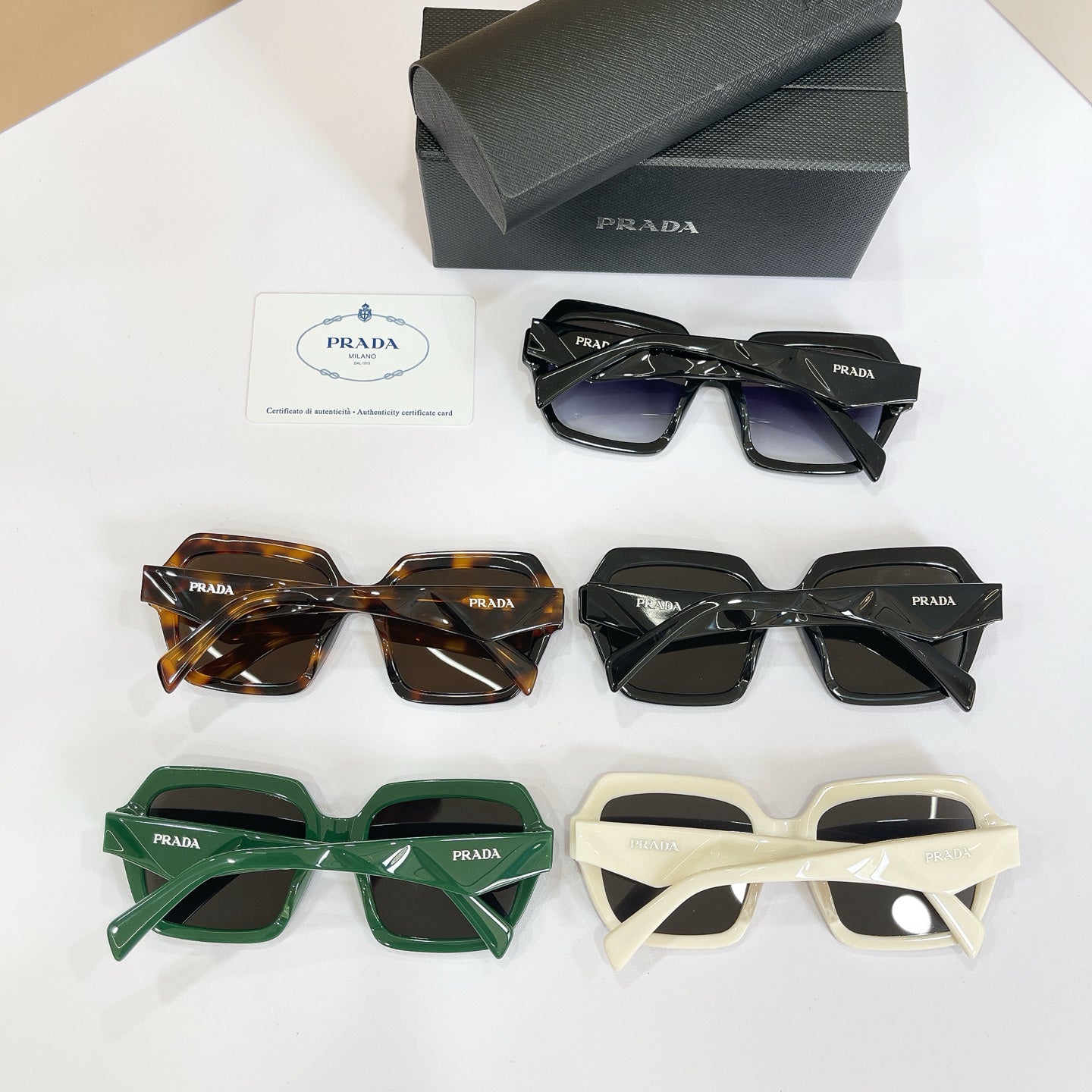 Prada Sunglasses – SPR28Z