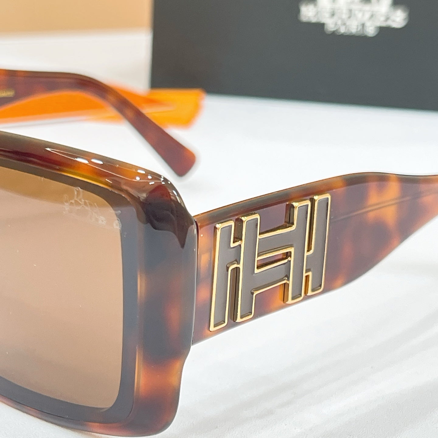 Hermès Sunglasses – 9713