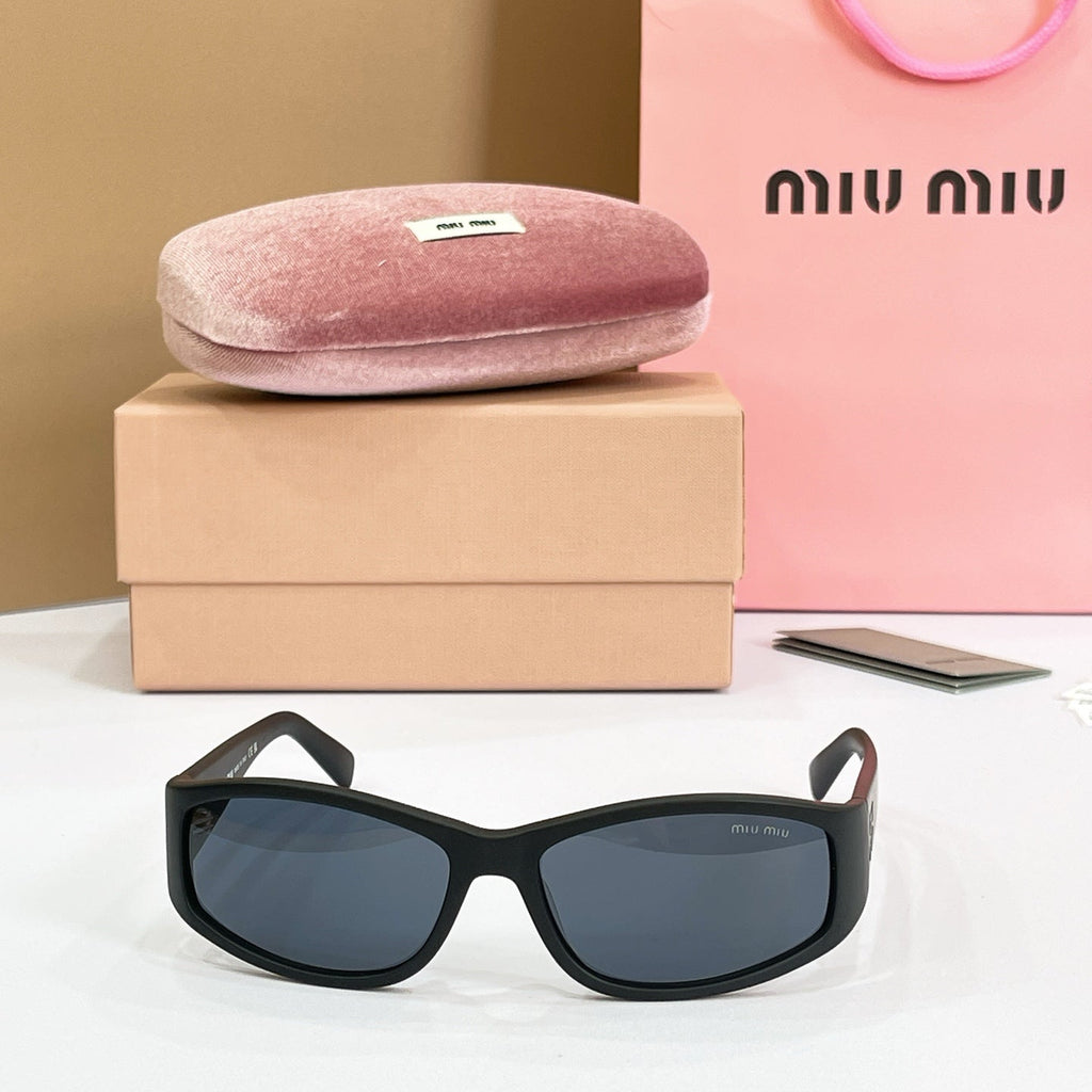 Miu Miu Sunglasses – MU C06SU