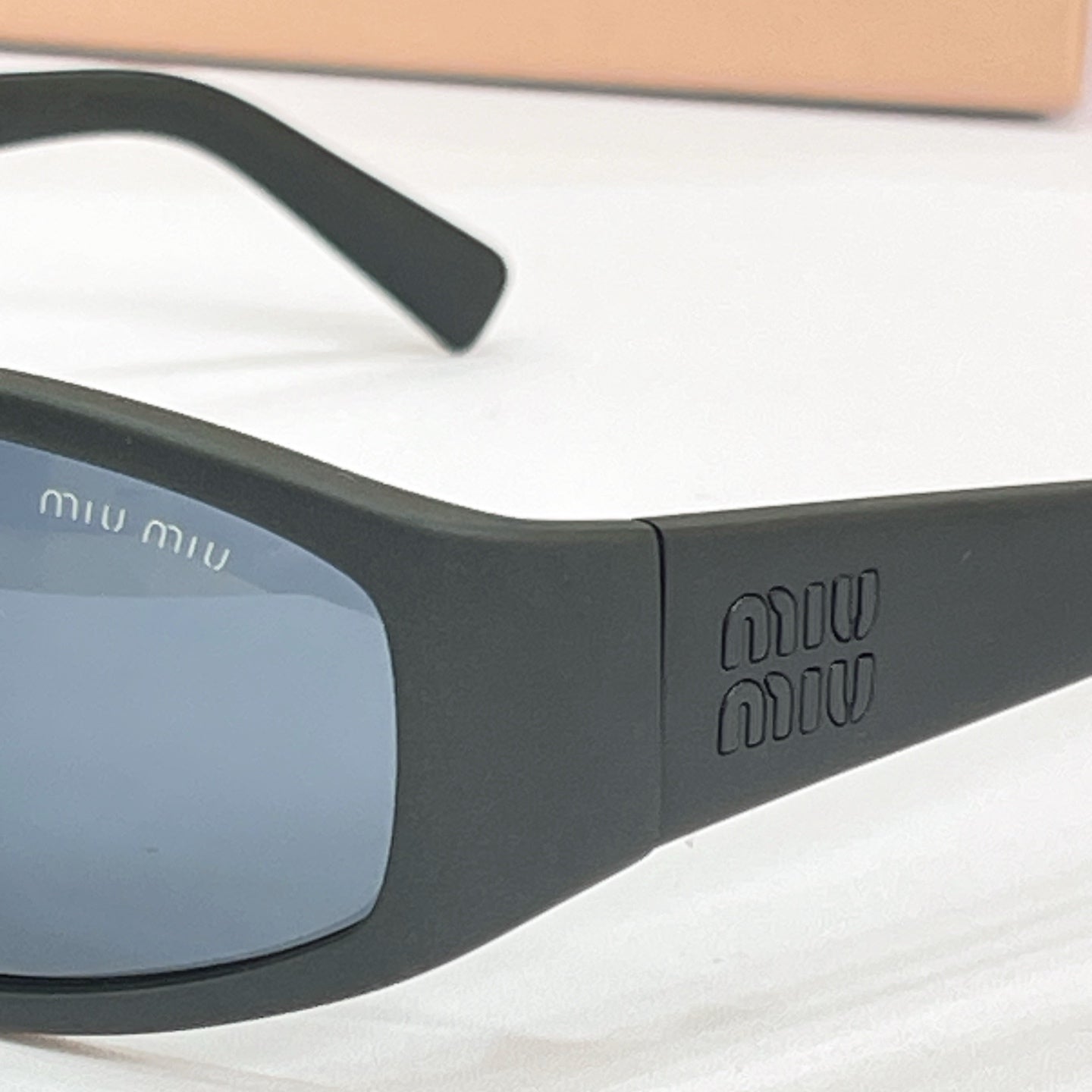 Miu Miu Sunglasses – MU C06SU