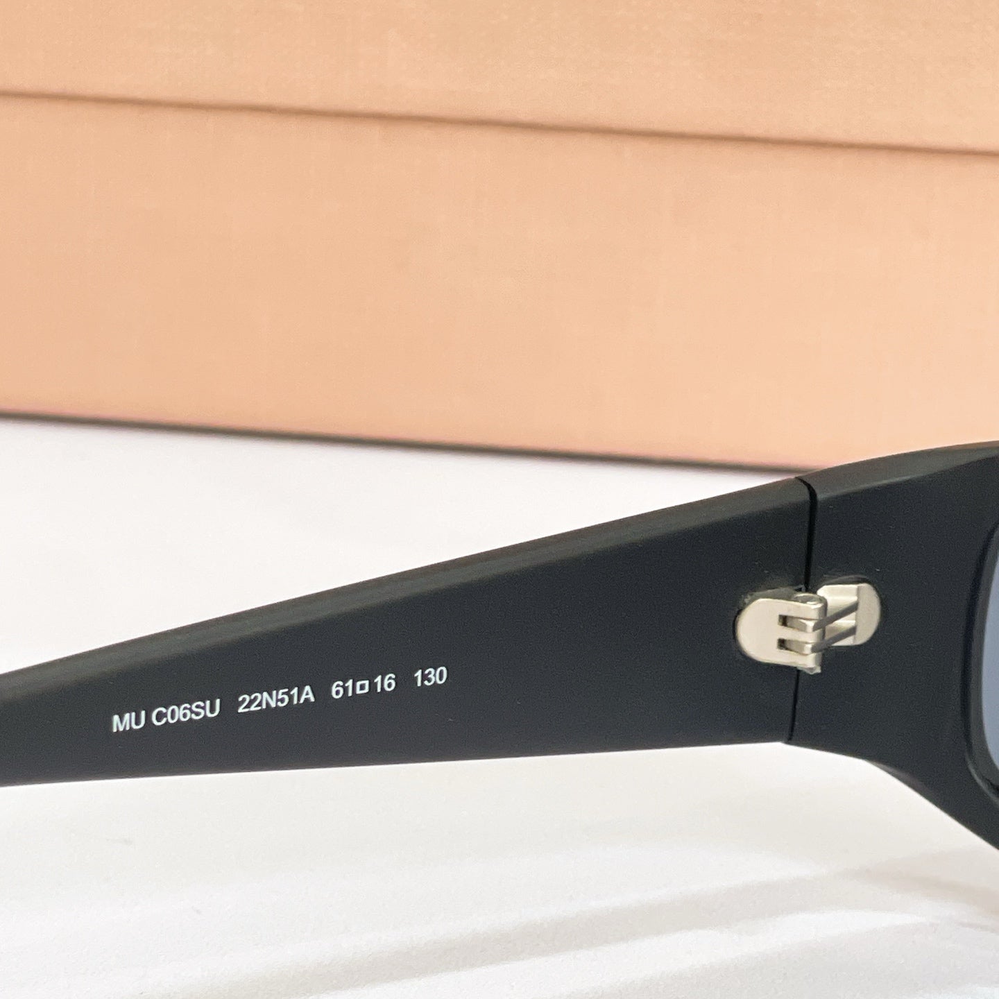 Miu Miu Sunglasses – MU C06SU