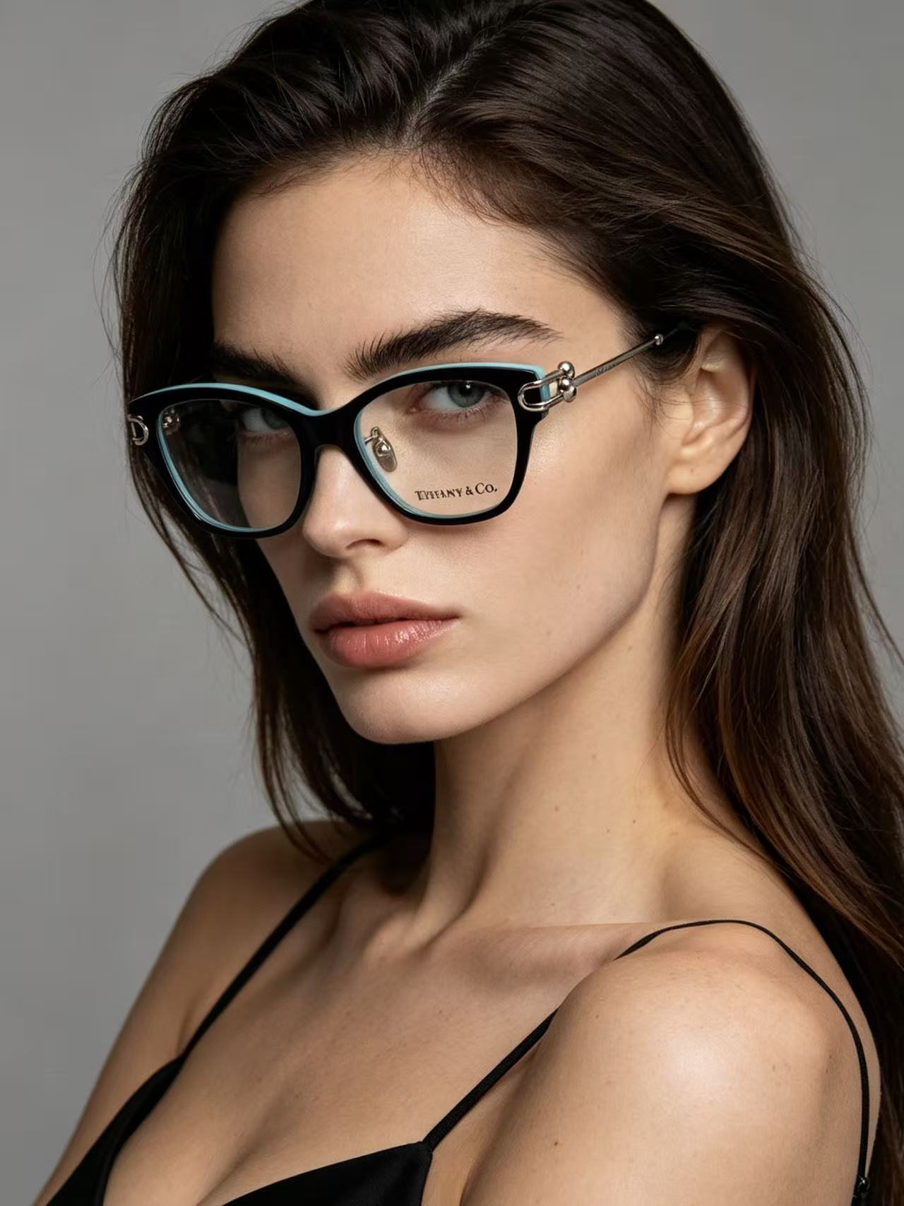 Tiffany & Co. Sunglasses – OTF 2266F