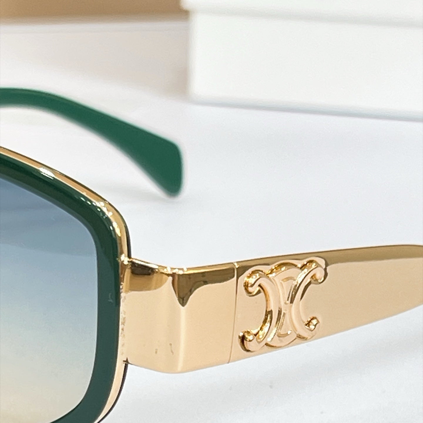 Celine Sunglasses – CL40337F