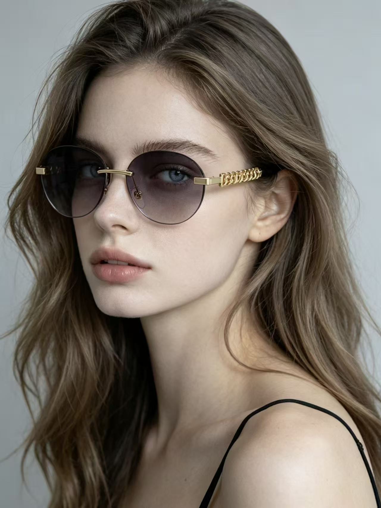 Dolce & Gabbana Sunglasses – DG8016