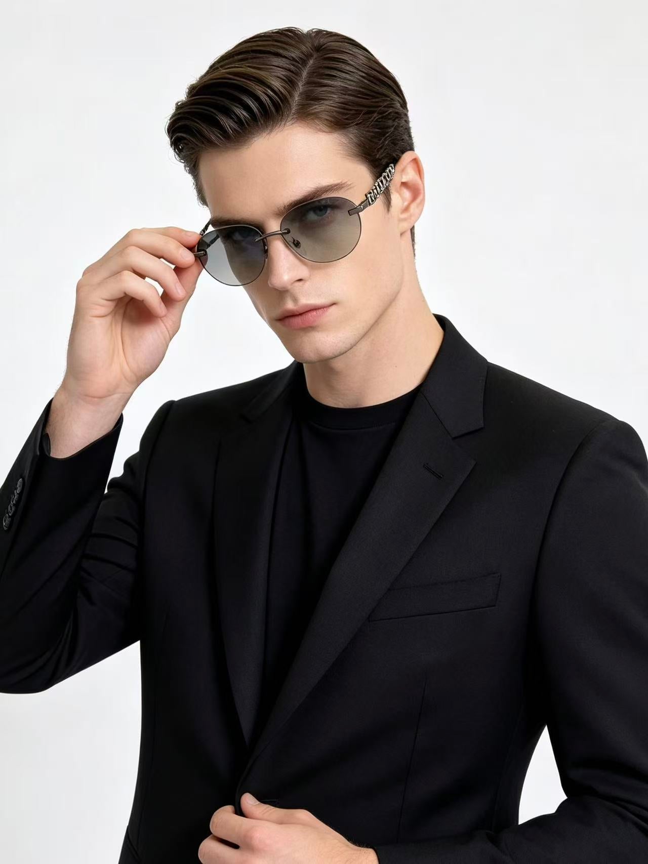 Dolce & Gabbana Sunglasses – DG8016