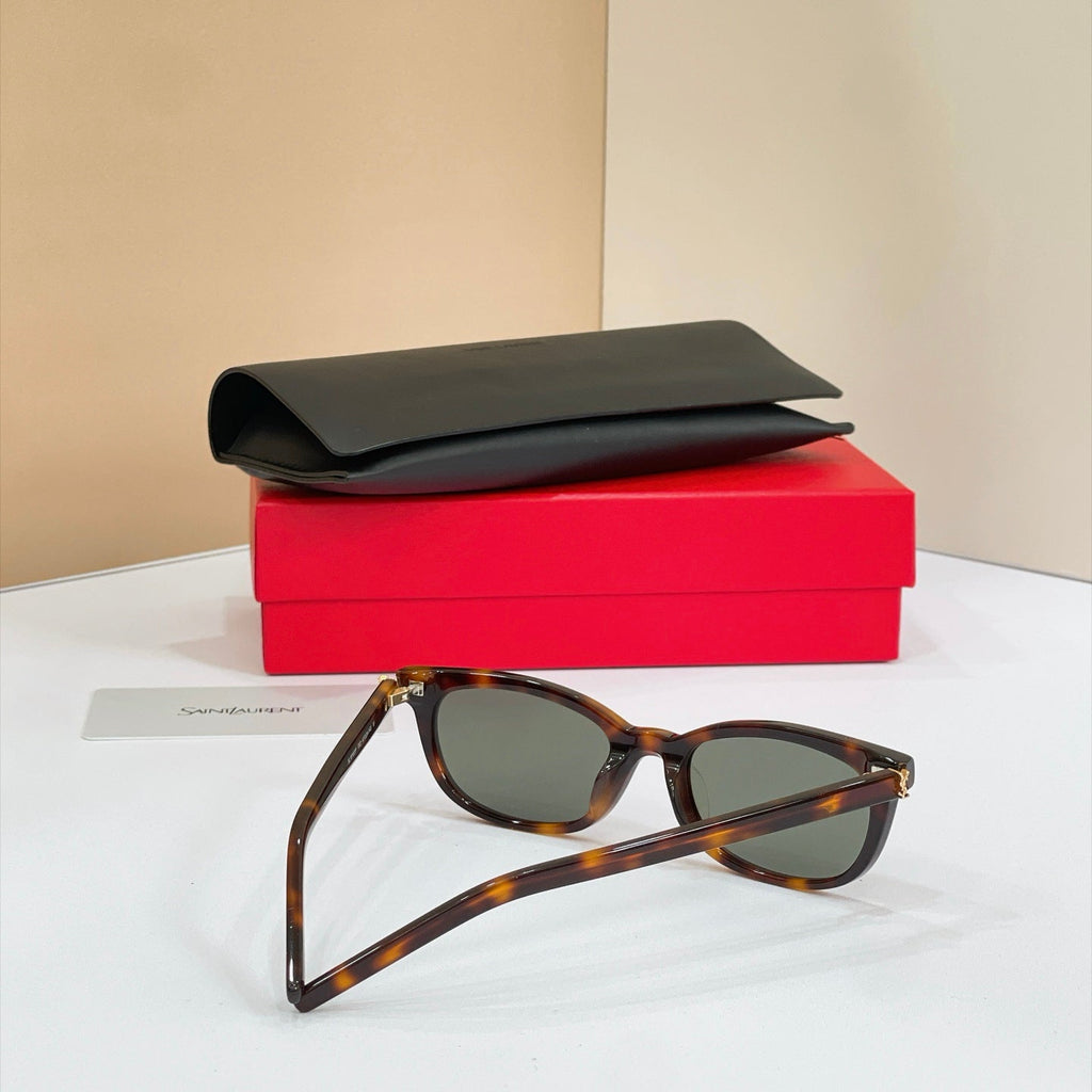 Saint Laurent Sunglasses – SLM160