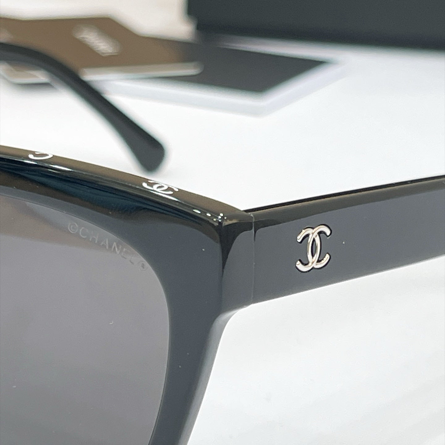 Chanel Sunglasses – 5569