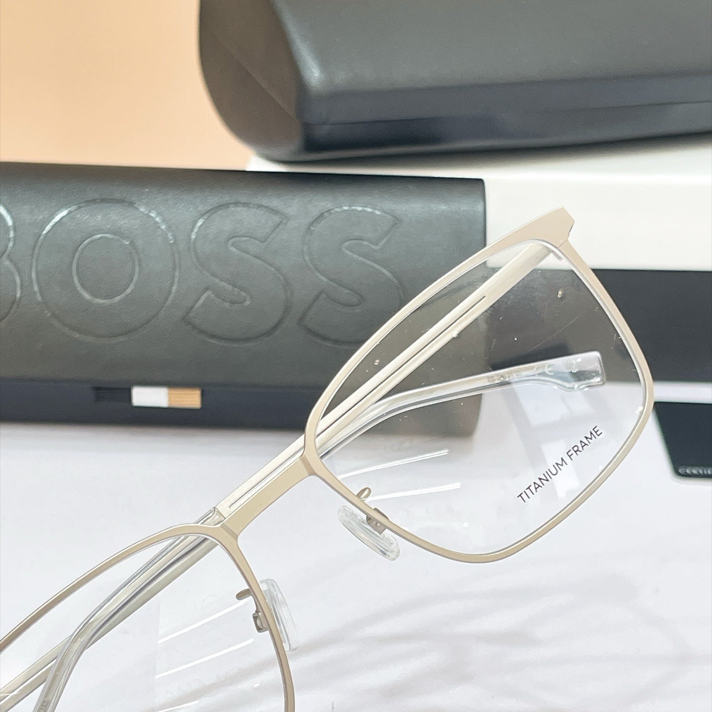 BOSS Sunglasses – Boss 1823