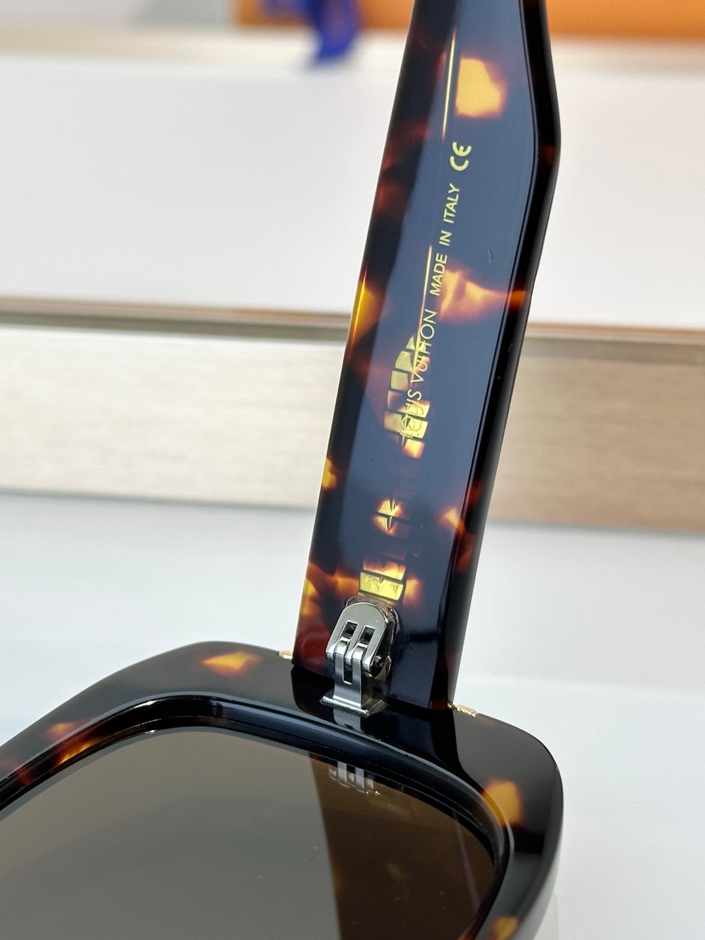 Louis Vuitton Sunglasses – Z2968W