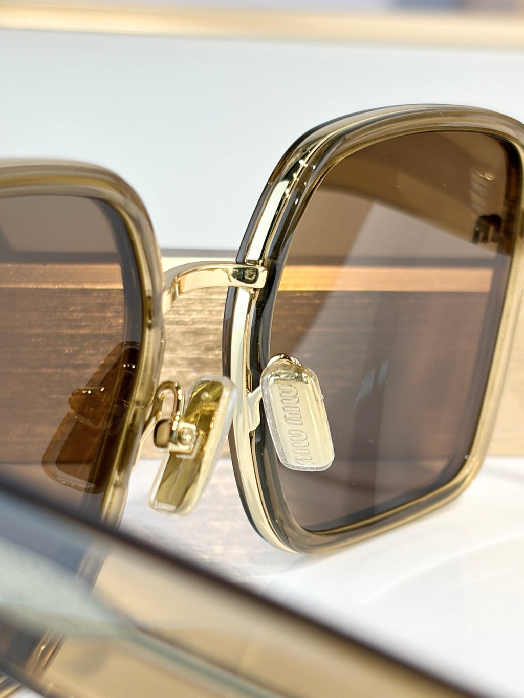 Miu Miu Sunglasses – MU B19