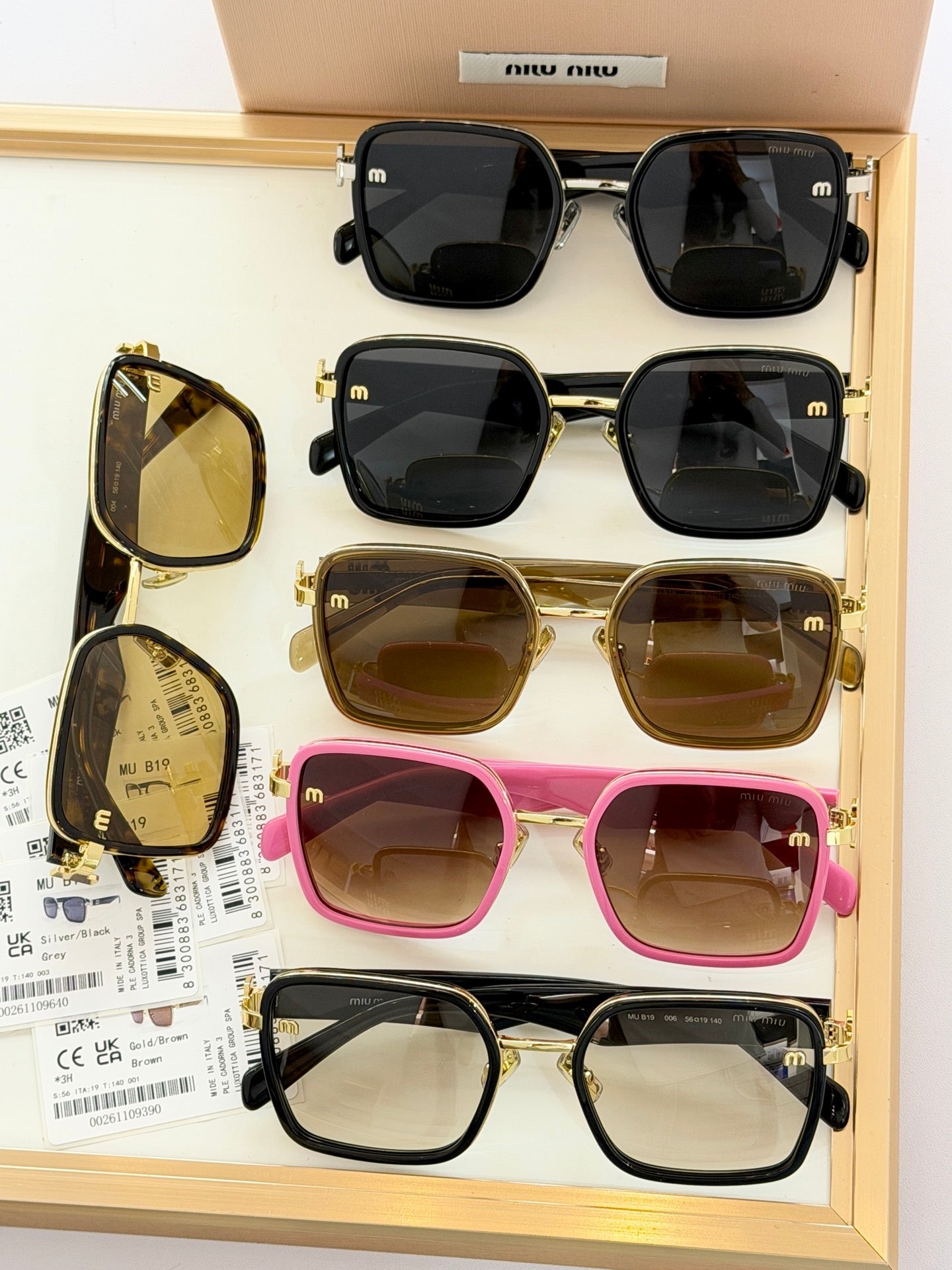 Miu Miu Sunglasses – MU B19