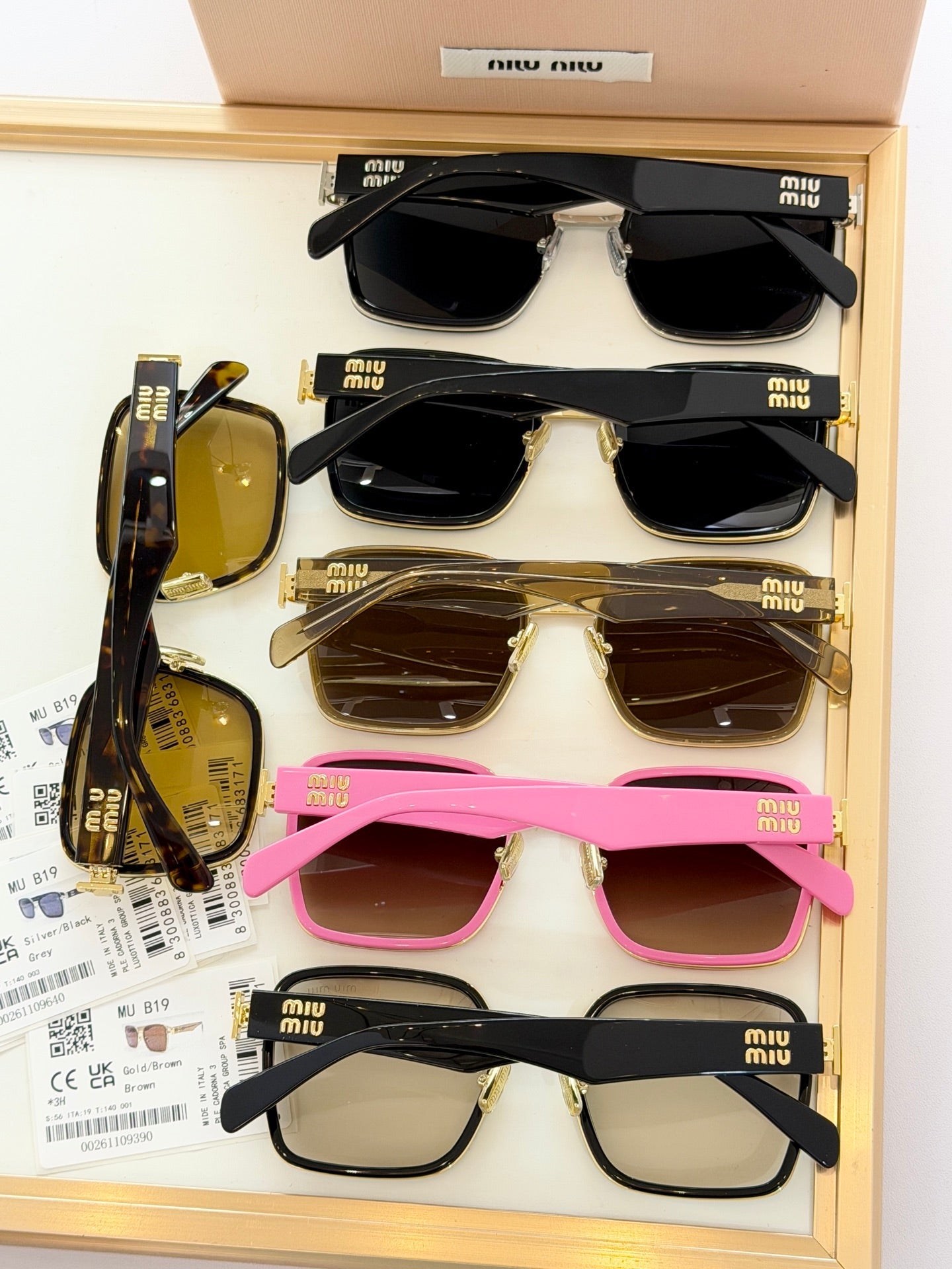Miu Miu Sunglasses – MU B19