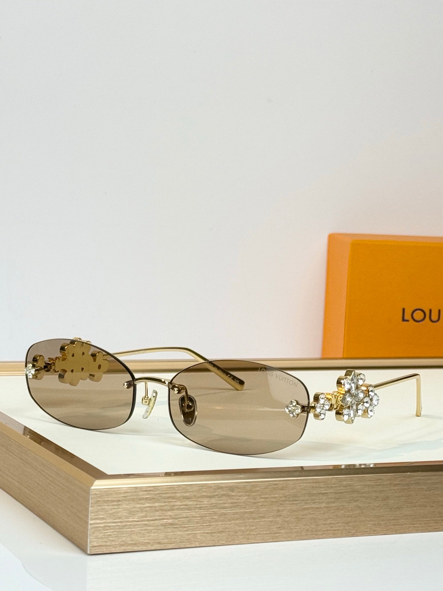 Louis Vuitton Sunglasses – Z3186U