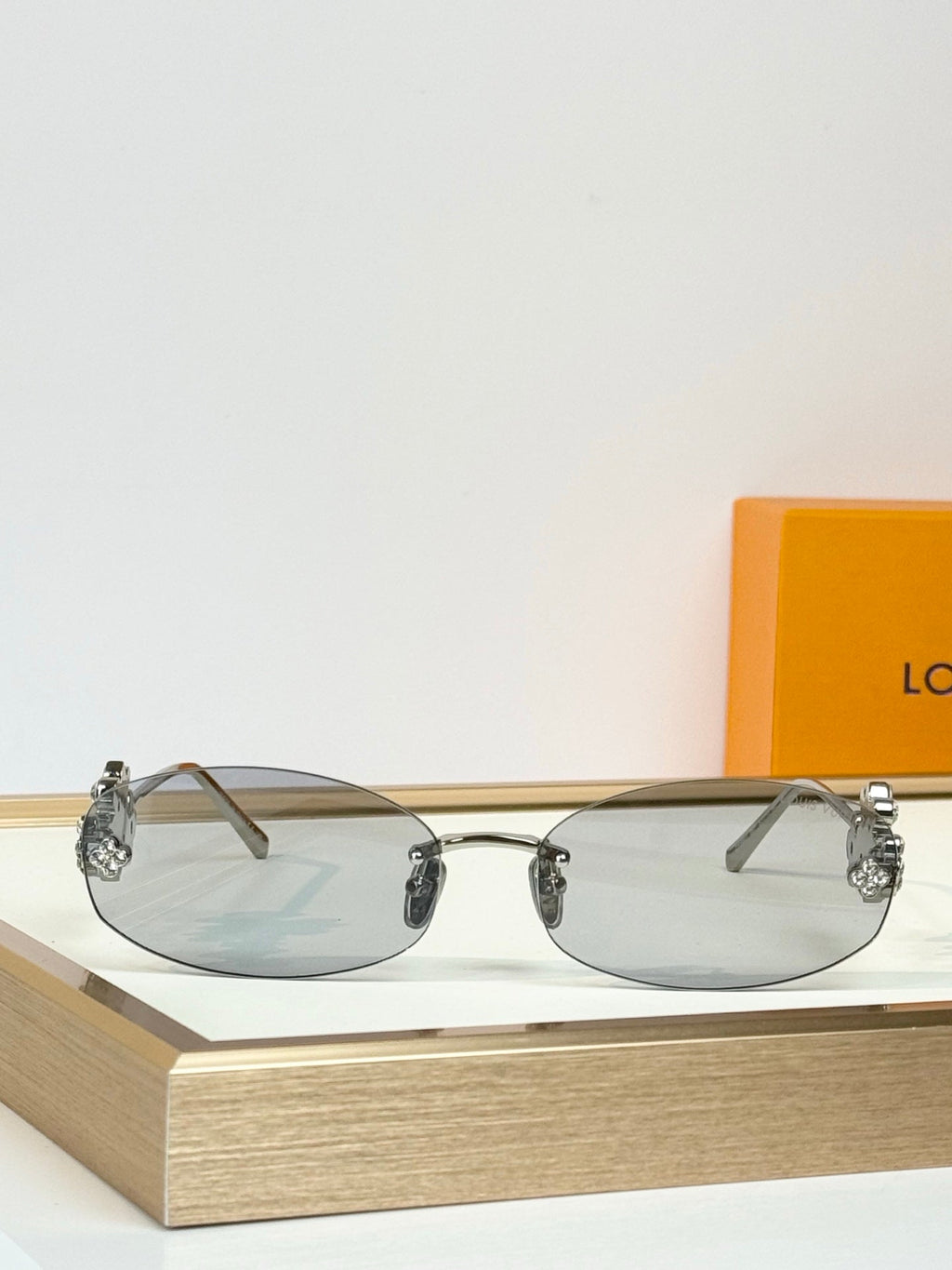 Louis Vuitton Sunglasses – Z3186U
