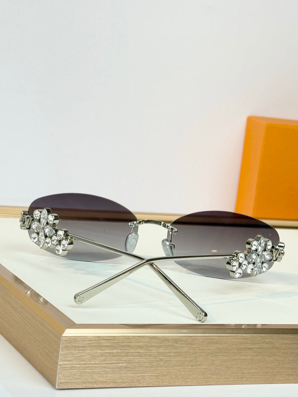 Louis Vuitton Sunglasses – Z3186U