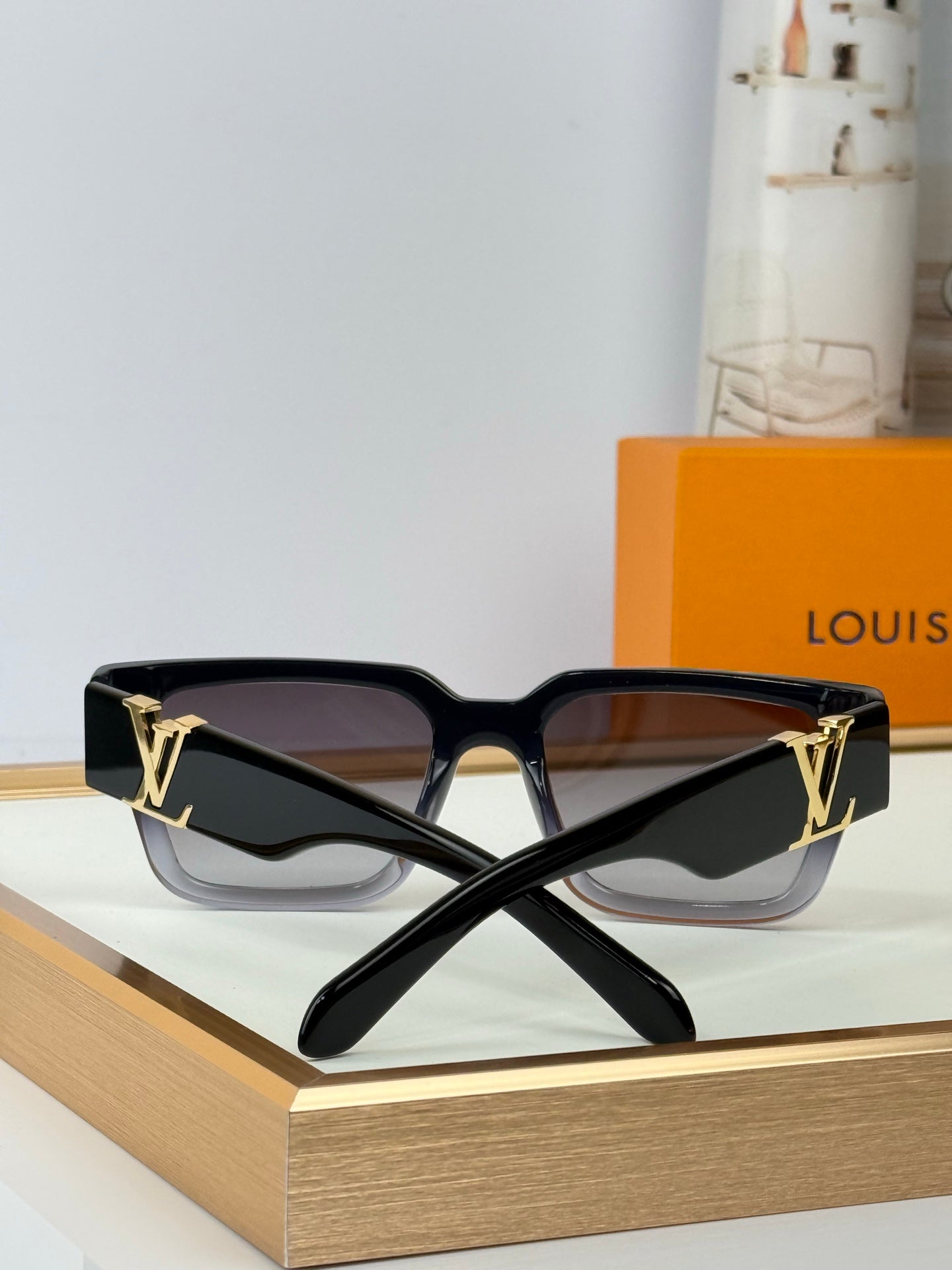 Louis Vuitton Sunglasses – Z2178E