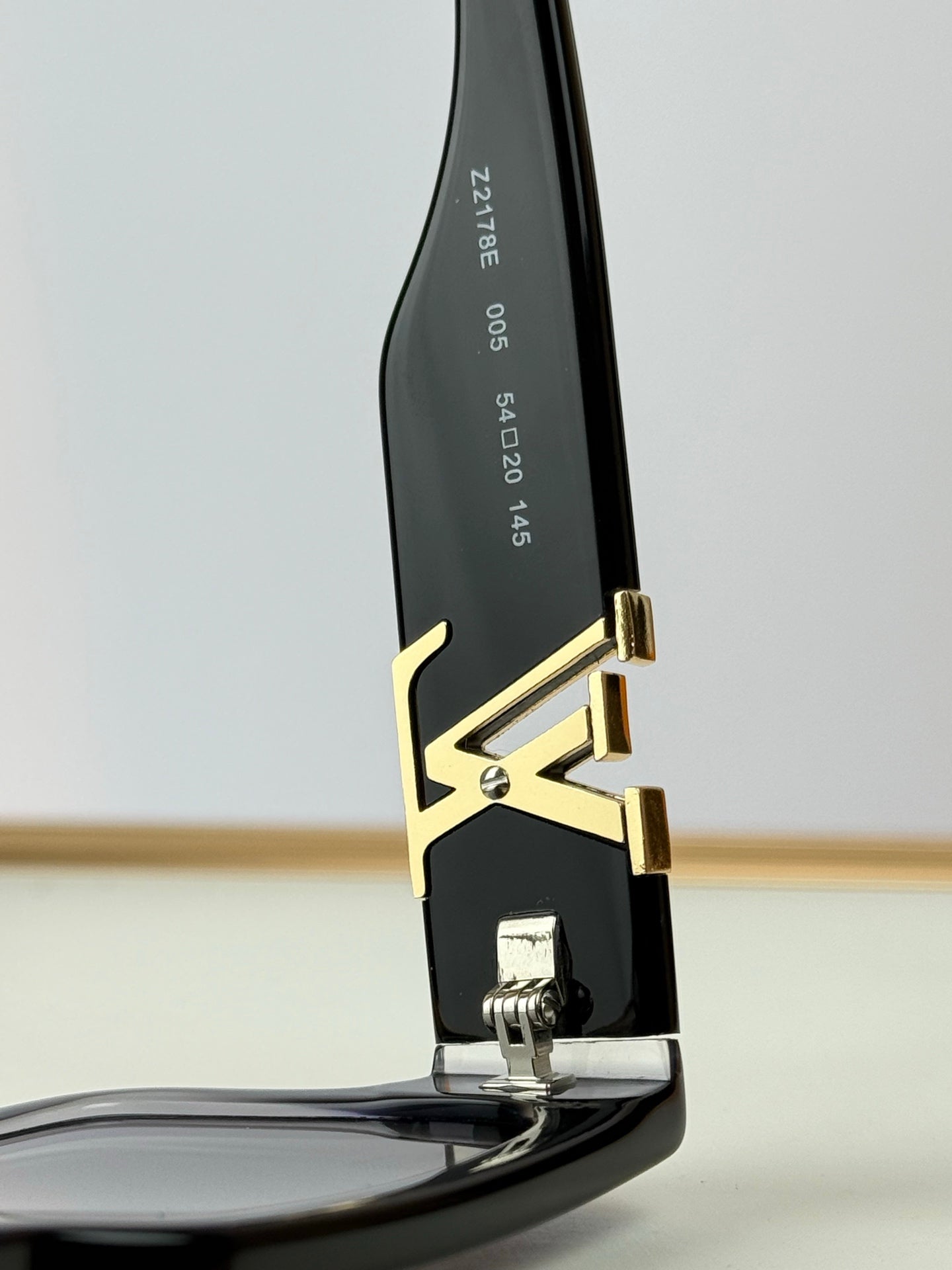 Louis Vuitton Sunglasses – Z2178E