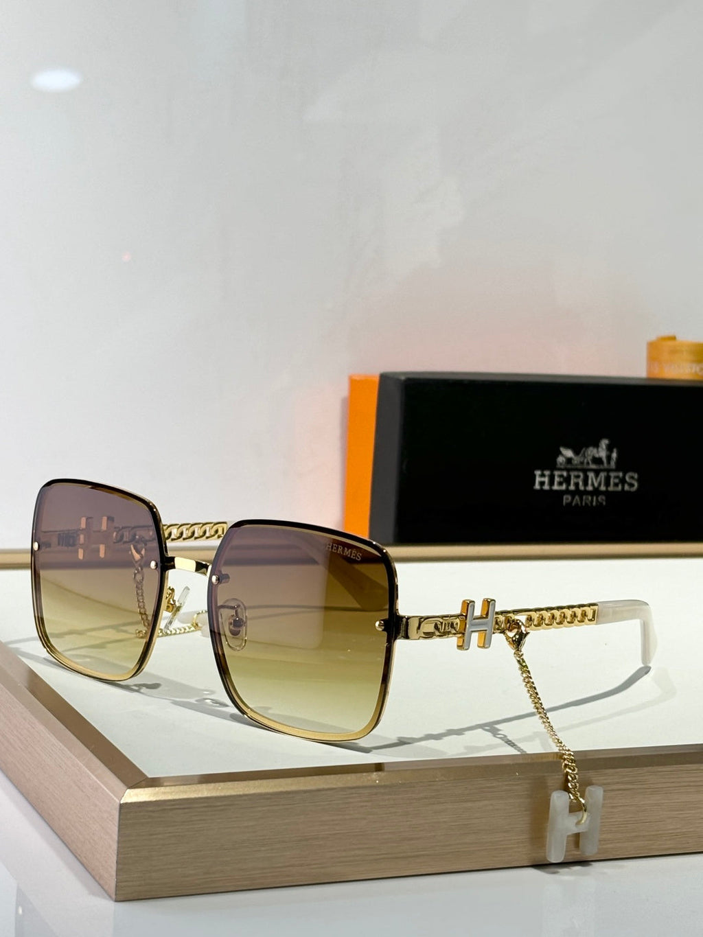 Hermès Sunglasses – 9196