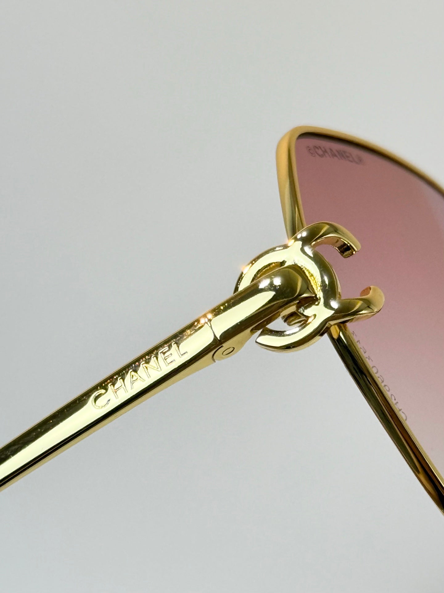 Chanel Sunglasses – CH2231