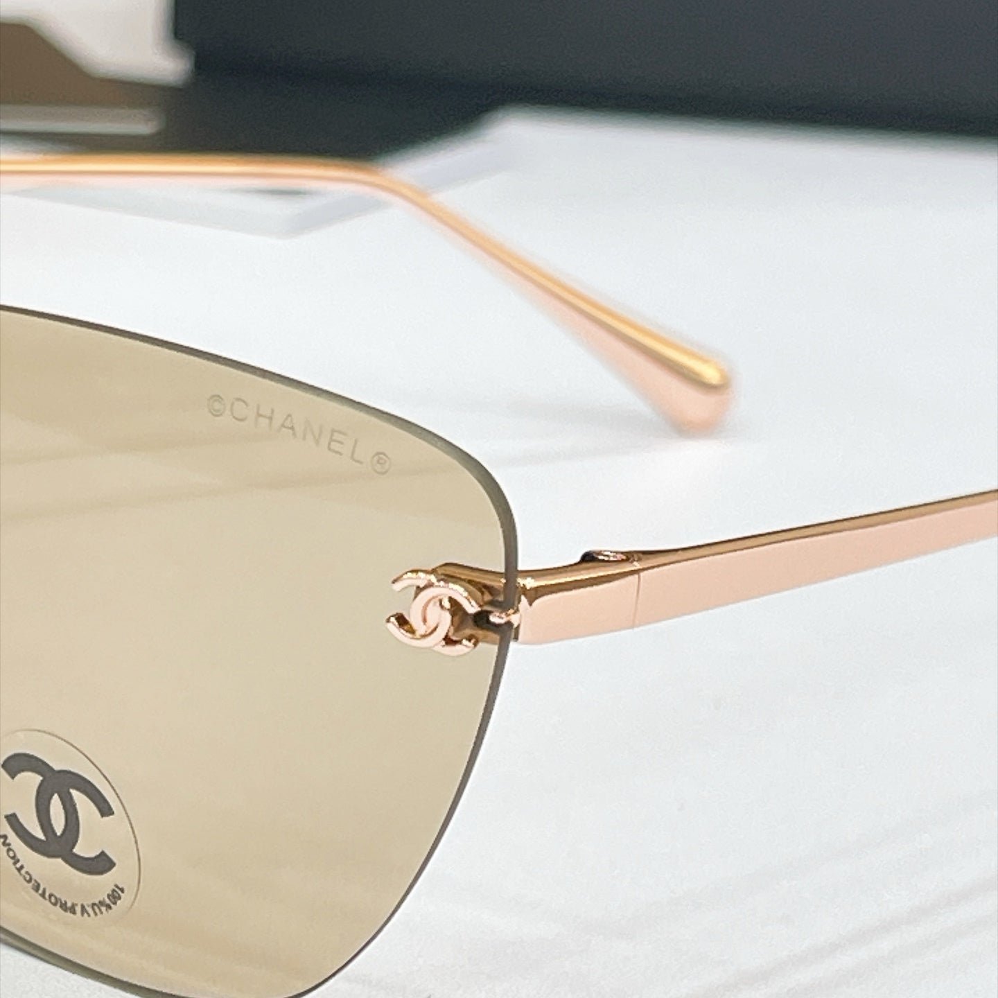 Chanel Sunglasses – CH4286T
