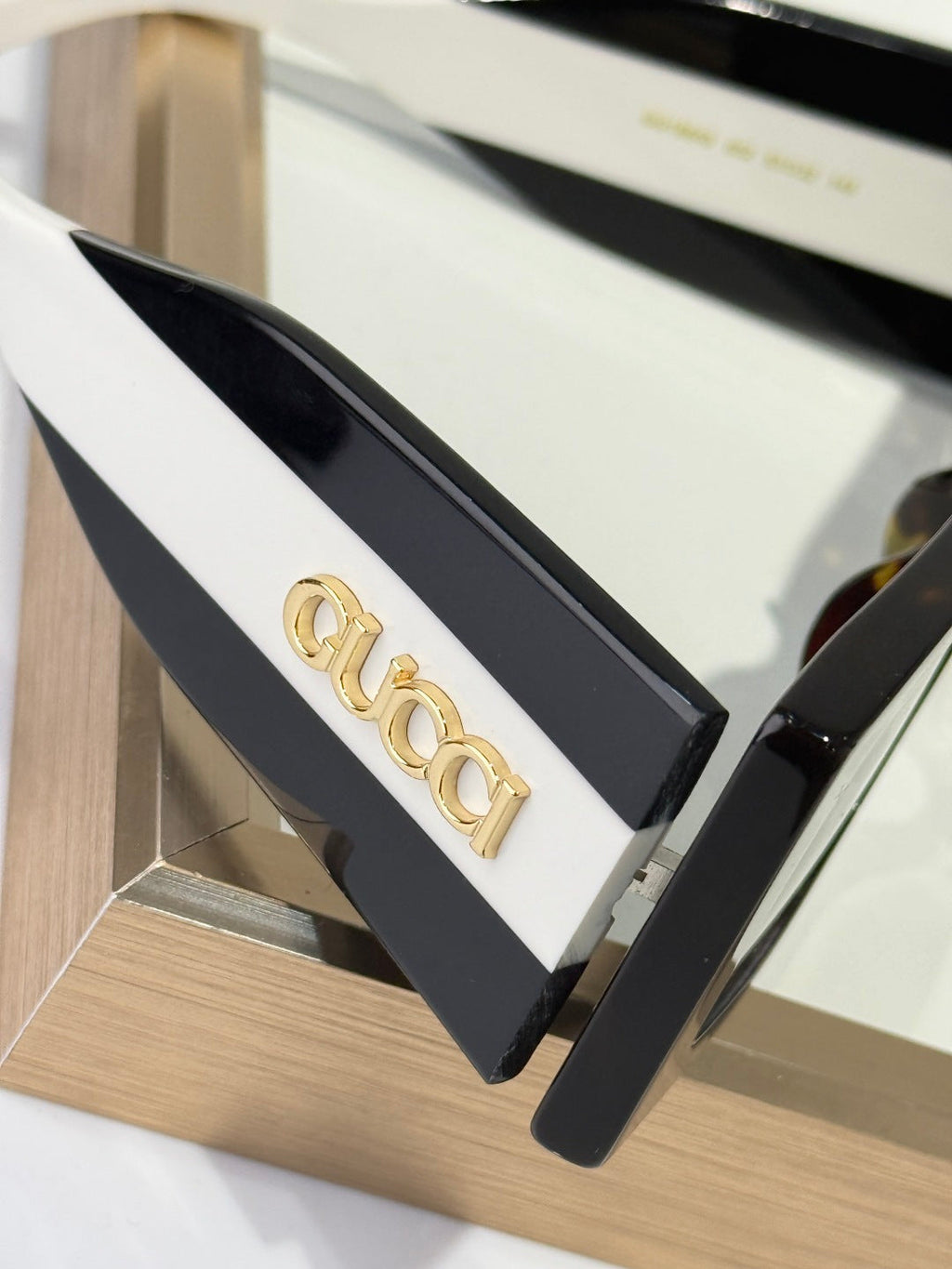 Gucci Sunglasses – GG1860S
