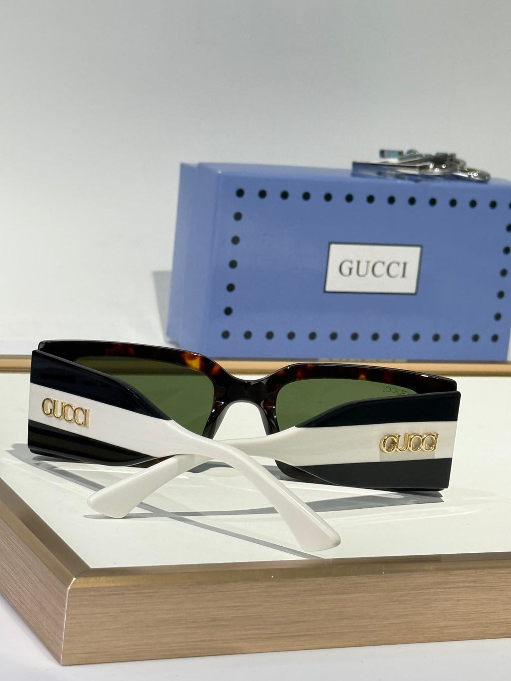 Gucci Sunglasses – GG1860S