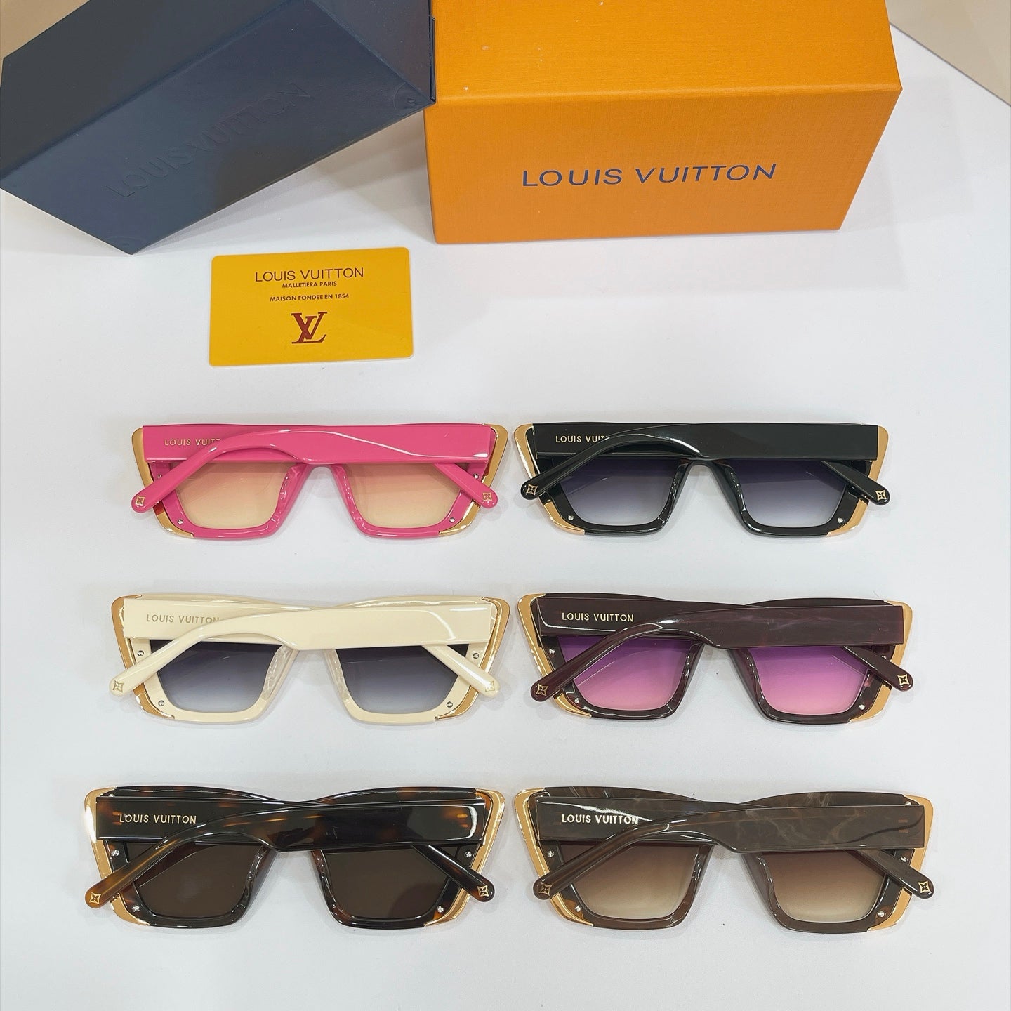 Louis Vuitton Sunglasses – Z1655E