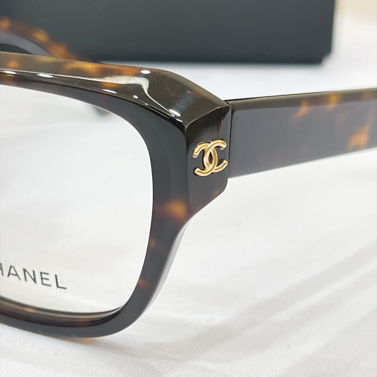 Chanel Sunglasses – 3516-A