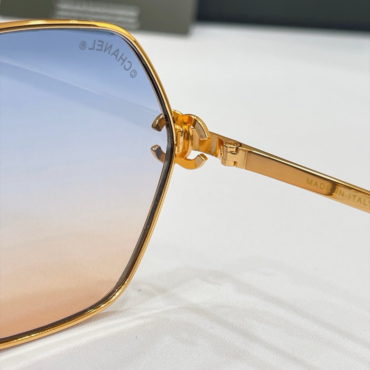 Chanel Sunglasses – CH7536B