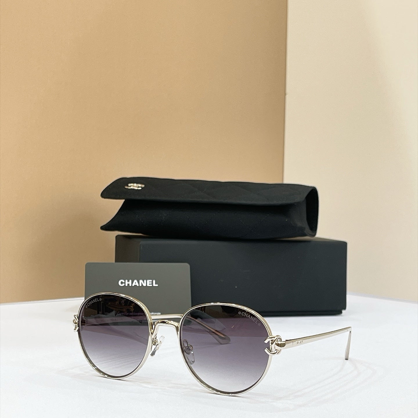 Chanel Sunglasses – CH4306B