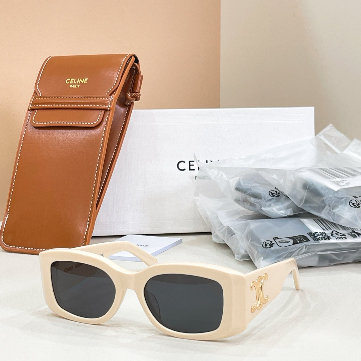 Celine Sunglasses – CL40282U