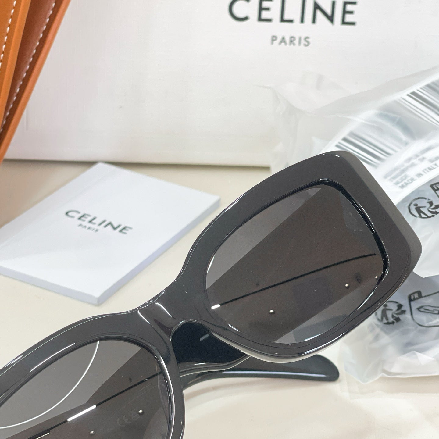 Celine Sunglasses – CL40282U