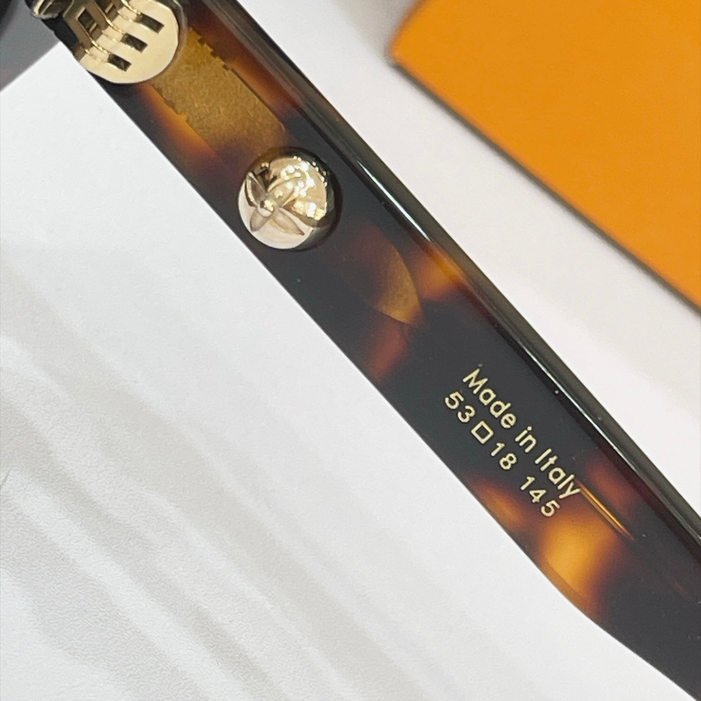 Louis Vuitton Sunglasses – Z2988U