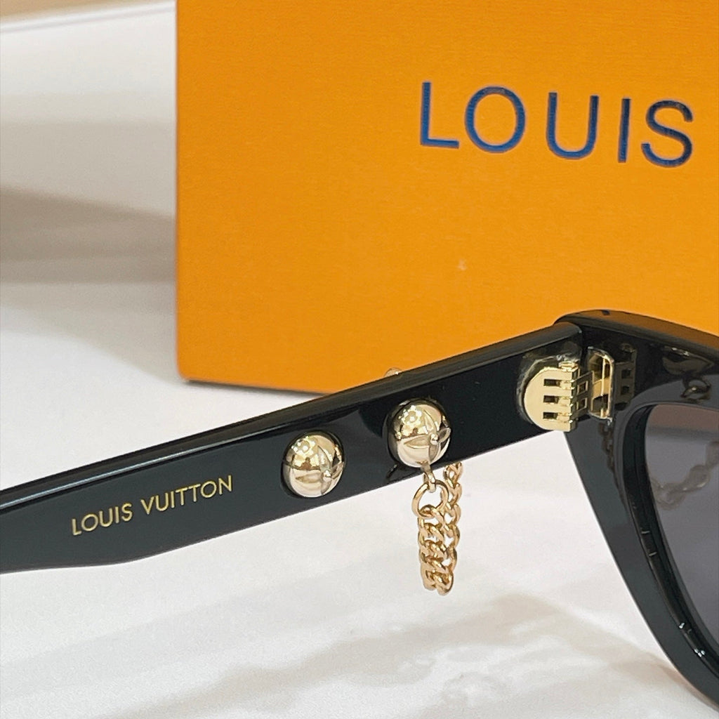 Louis Vuitton Sunglasses – Z2988U