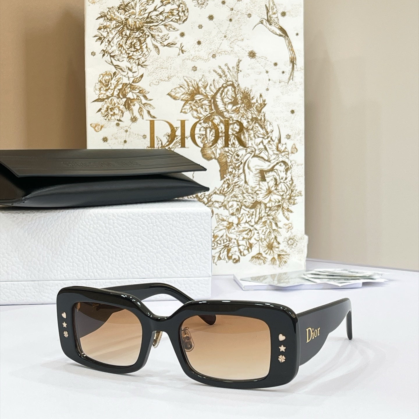 Dior Sunglasses – Lucky Charms S1I