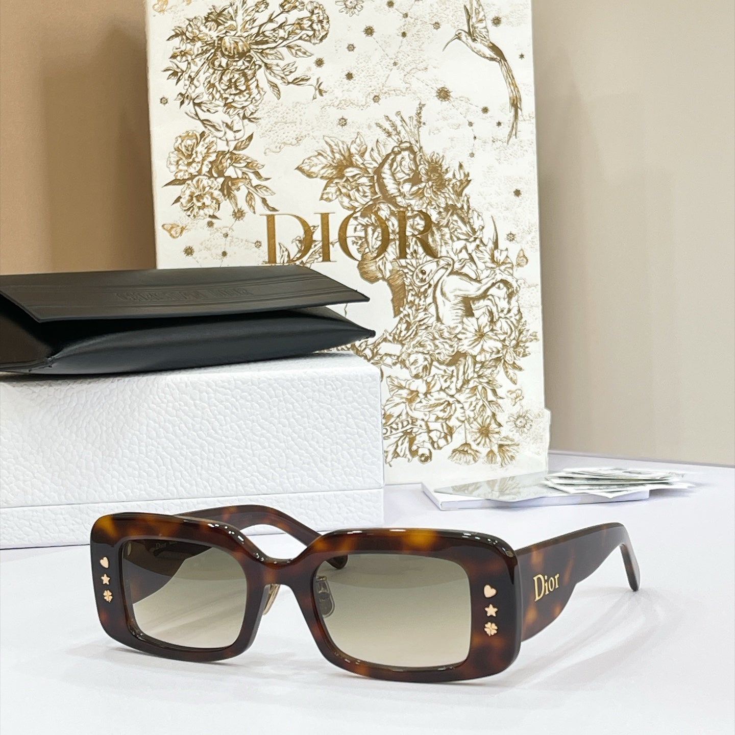 Dior Sunglasses – Lucky Charms S1I
