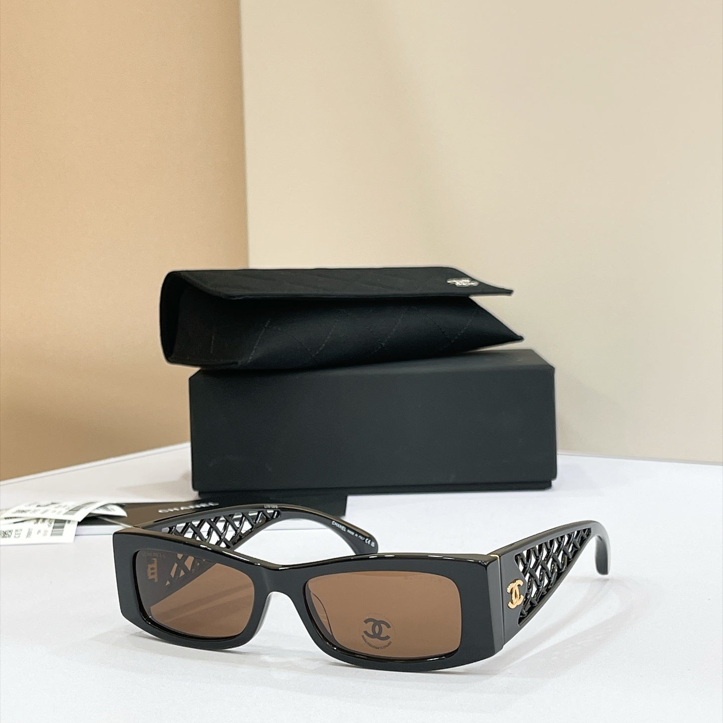 Chanel Sunglasses – CH5566