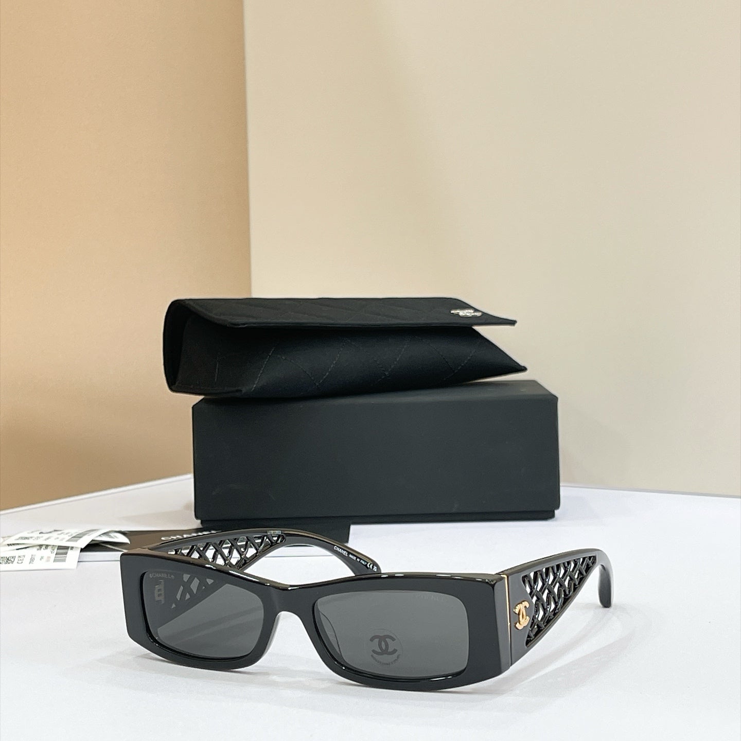 Chanel Sunglasses – CH5566