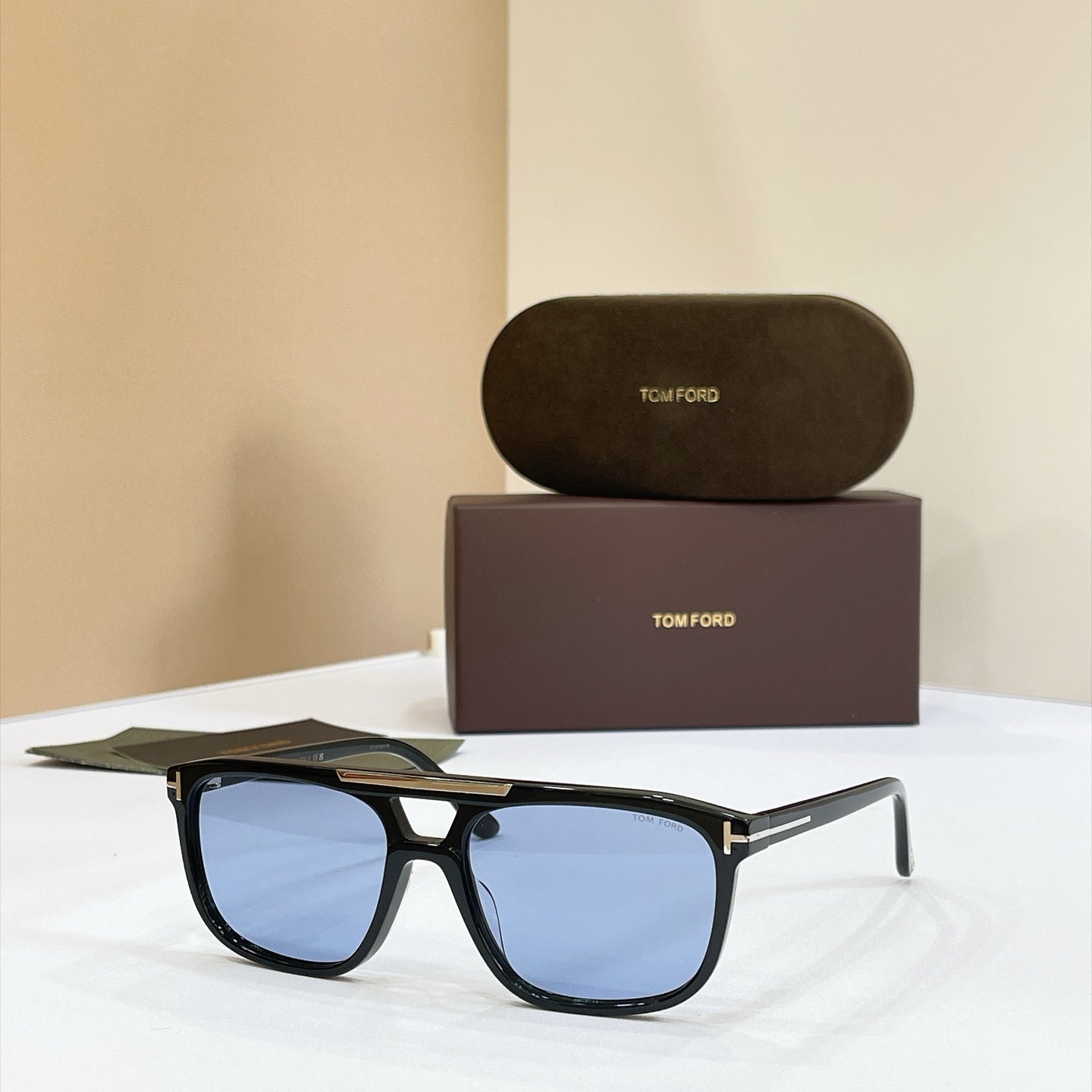Tom Ford Sunglasses – TF1338
