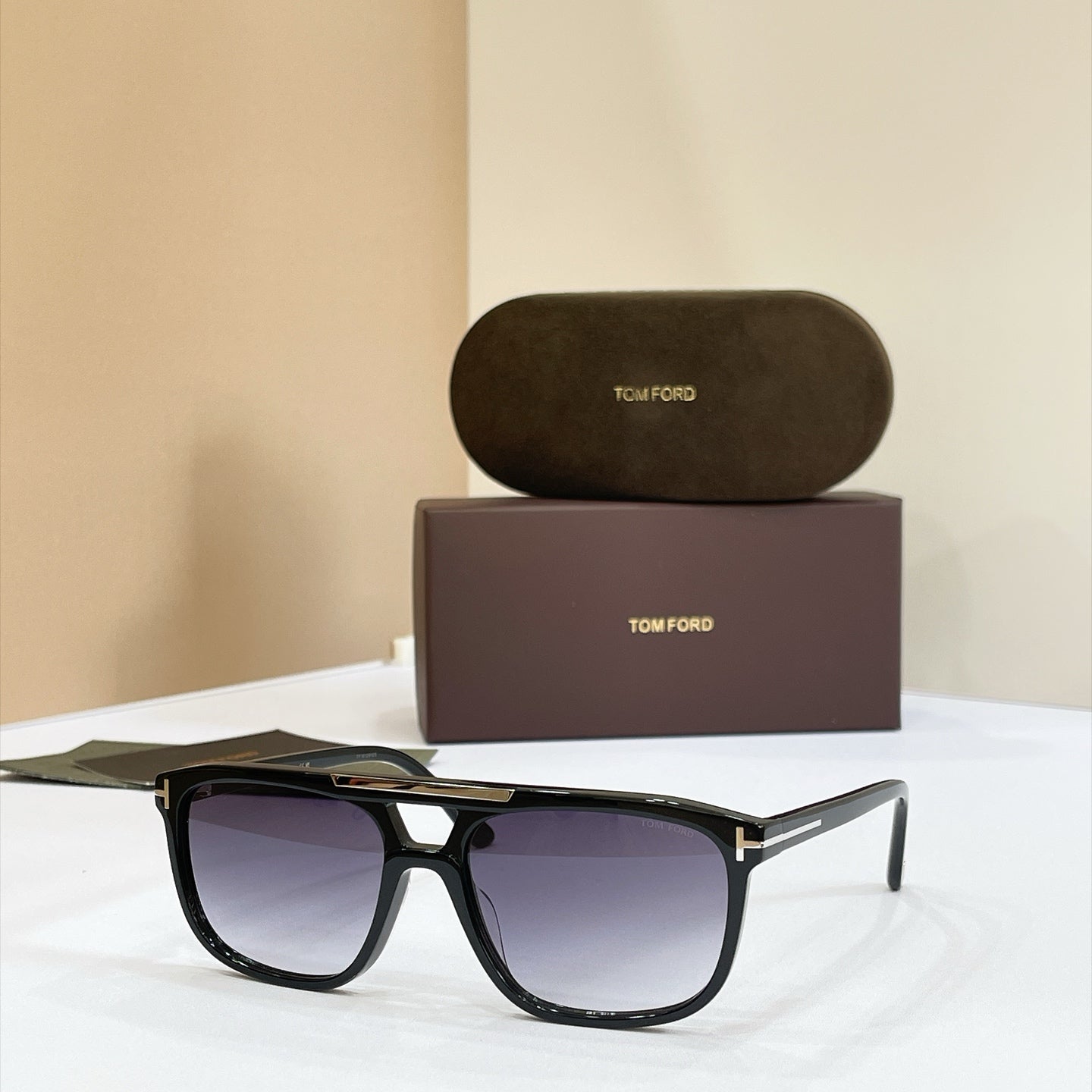 Tom Ford Sunglasses – TF1338